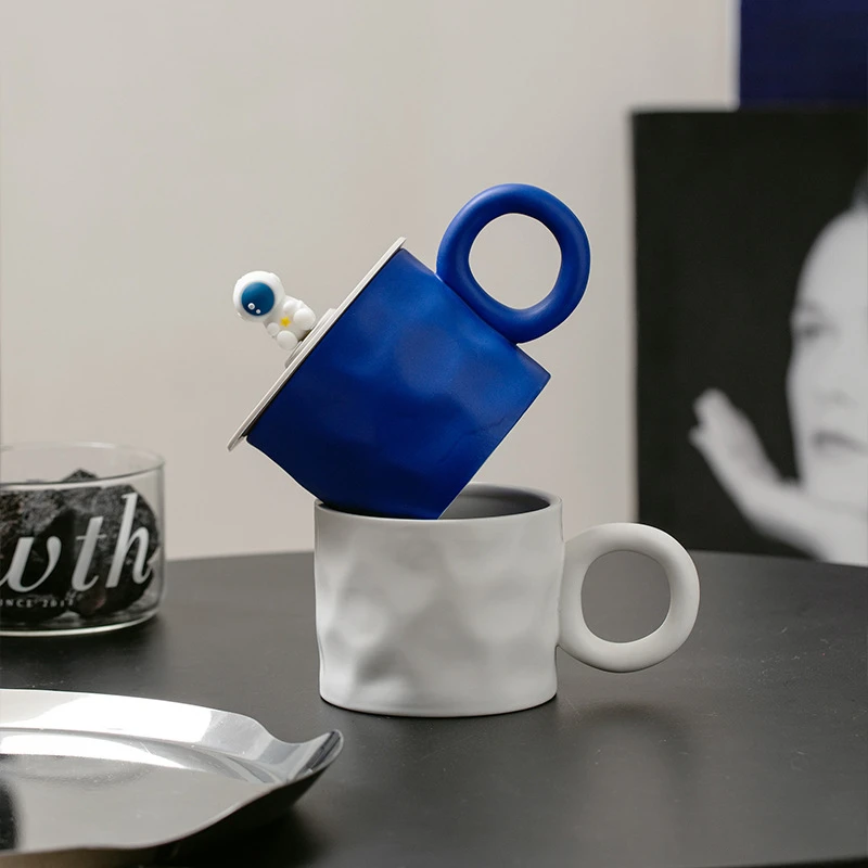 

Astronaut Series Coffee Cup Set High-end Klein Blue Couple Ceramic Mug Exquisite Kawaii Cup Tea Mugs Personalized Gift Gift Box