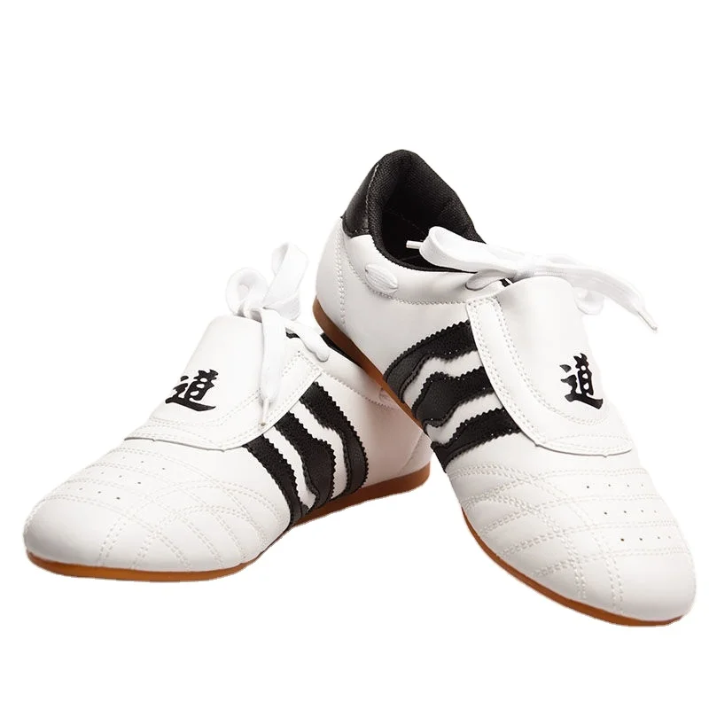 Black Taekwondo Shoes Men's High-quality Breathable Kung Fu Shoes Wushu Taichi Karate Martial Arts Wrestling Fighting Sneakers