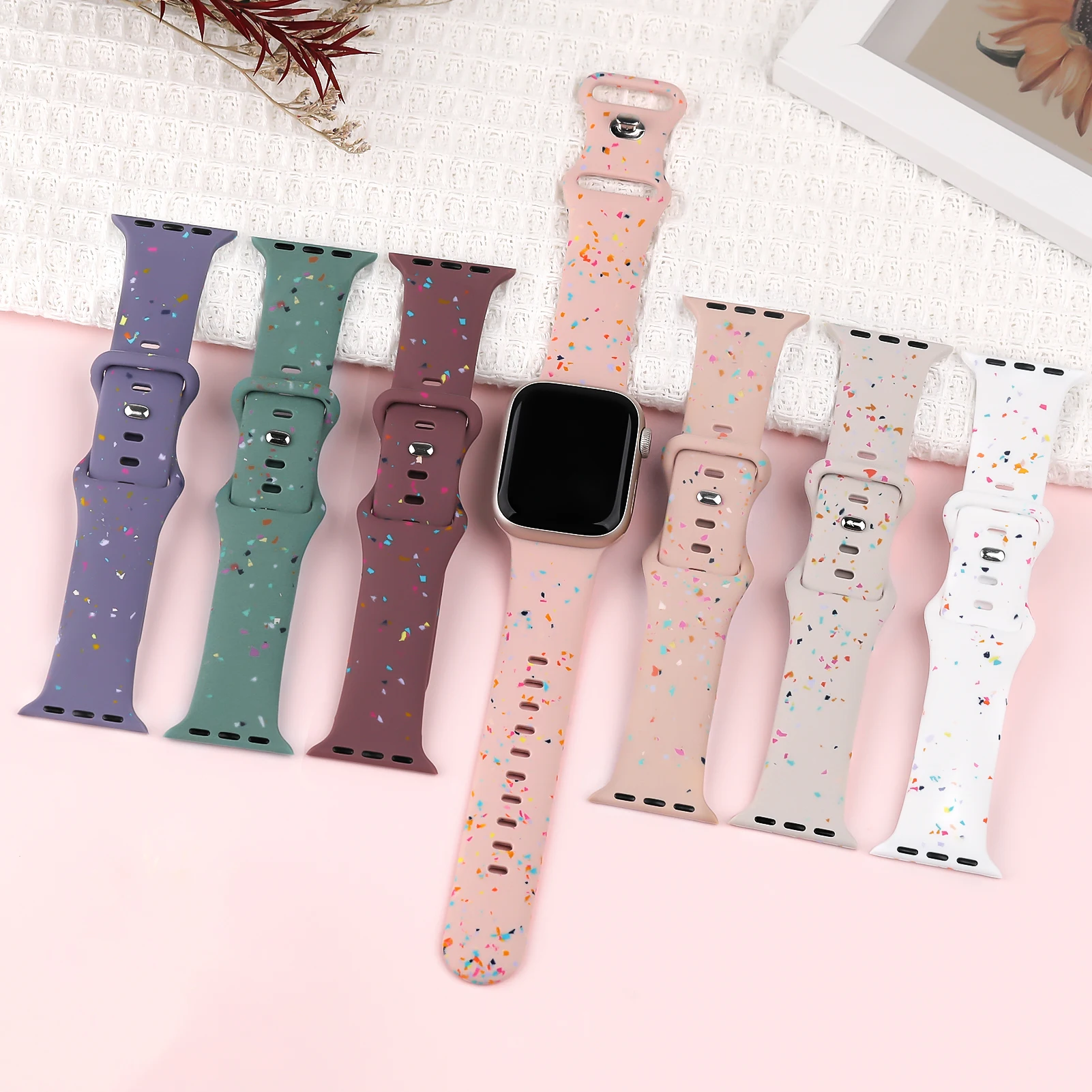 Ремешок силиконовый для Apple watch band 40 мм 45 44 41 38 49 мягкий браслет iwatch Series 9 8 7 6 5 3 SE Ultra 2