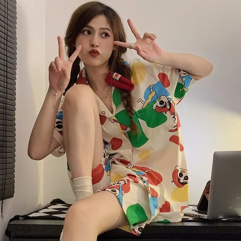 

Kawaii Crayon Shin-Chan аниме хобби пижамы женские летние новые шорты с коротким рукавом для студентов тонкий секционный костюм для домашнего обслужи...