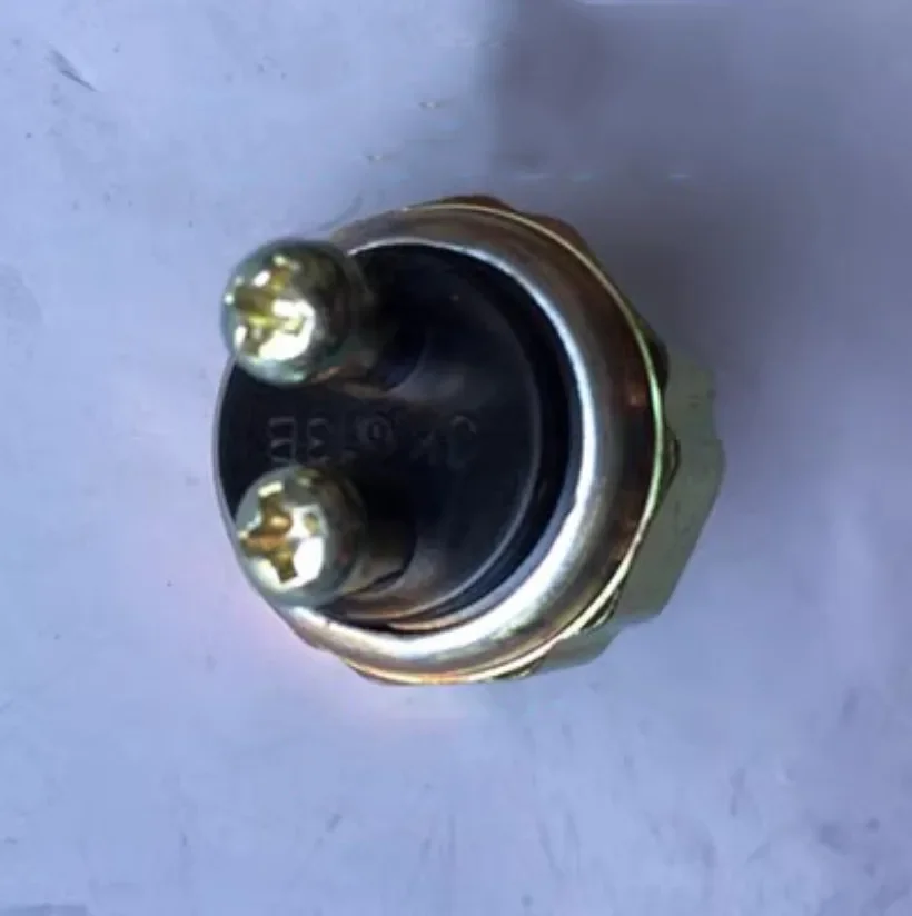 Для вилочного погрузчика HELI Hangzhou CPC3K 3-тонный старый переключатель стоп-сигнала