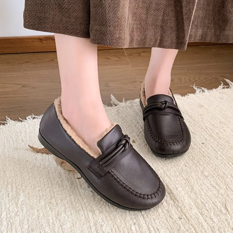 Женские туфли из ПУ кожи на плоской подошве без застежки