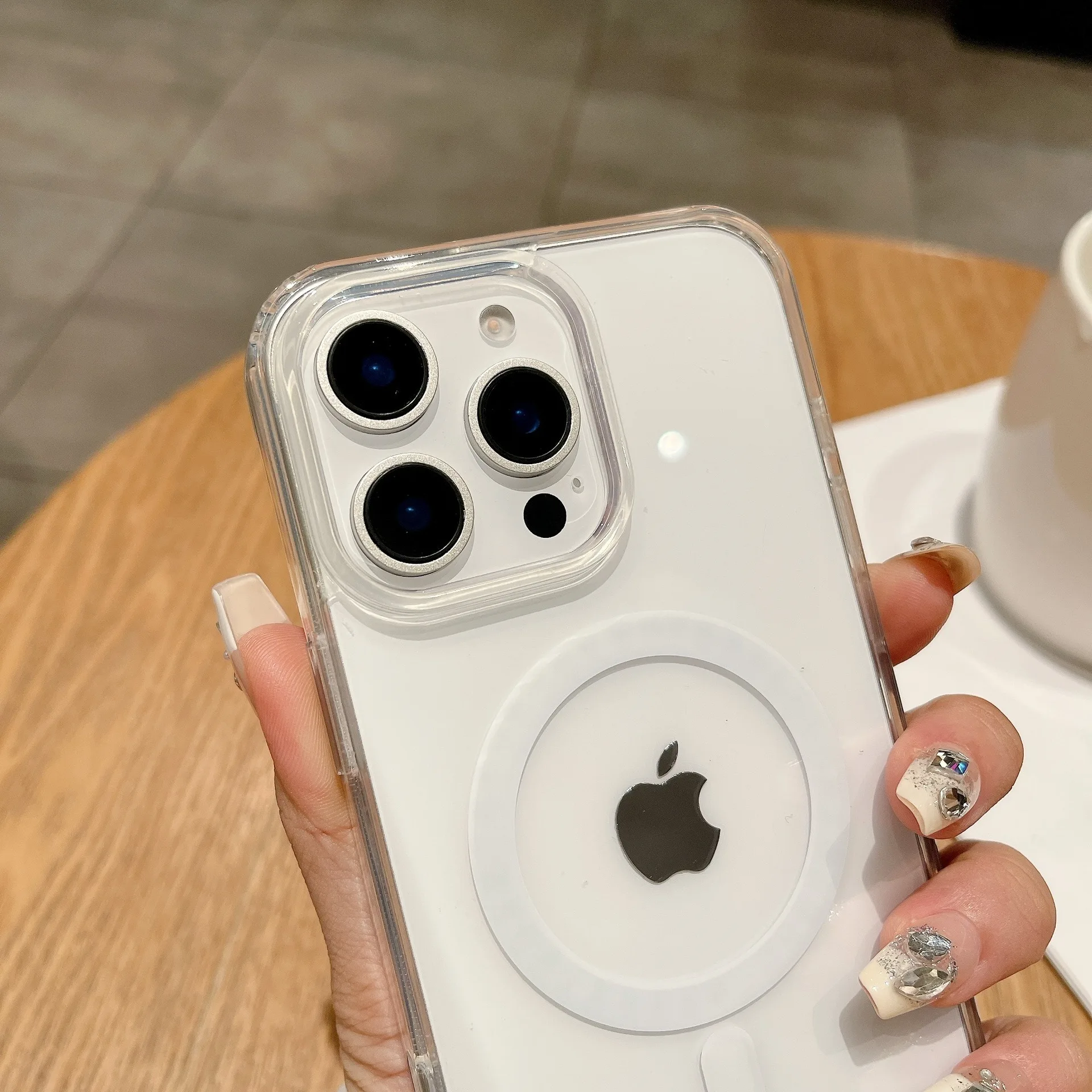 Фото Роскошный прозрачный магнитный чехол для MagSafe для iPhone 16 Plus 16 Pro Max, чехол с сенсорными кнопками камеры, чехол для беспроводной зарядки №4