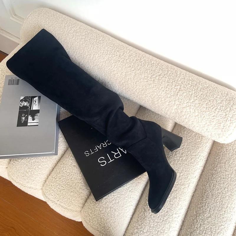 French Style Winter Warm Boots Large Girth Spring Autumn Woman Boots Fashion Shoes Simple Pleated Ladies Shoes Faux Suede Botas