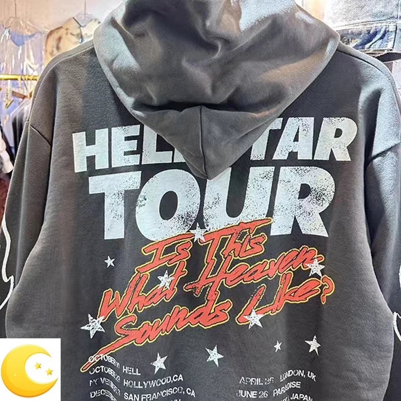 Рисунок 3 - Толстовка с капюшоном и надписью