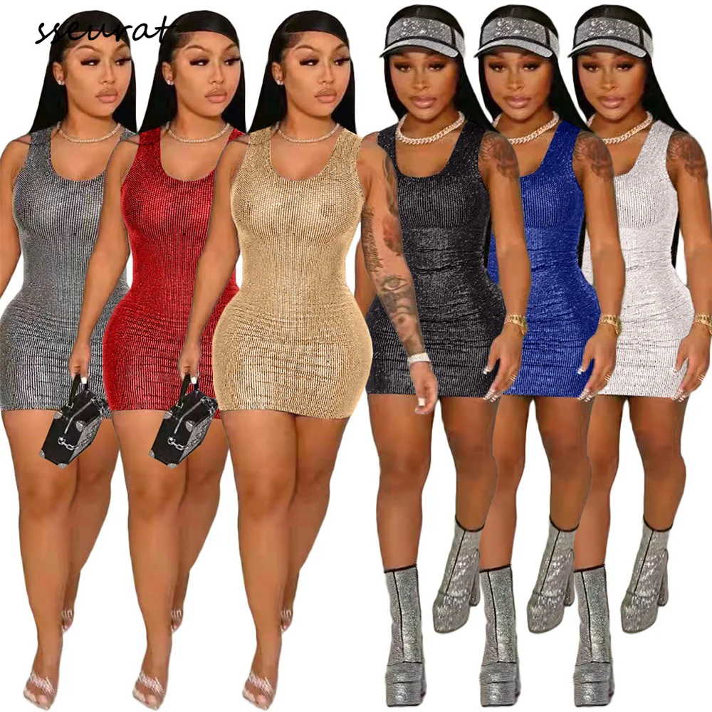 

Женское платье-карандаш без рукавов, с блестками