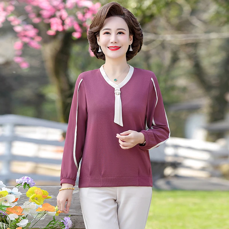 

Женская футболка с длинным рукавом и V-образным вырезом