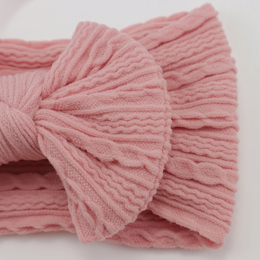 Рисунок 4 - вязаные детские повязки на голову