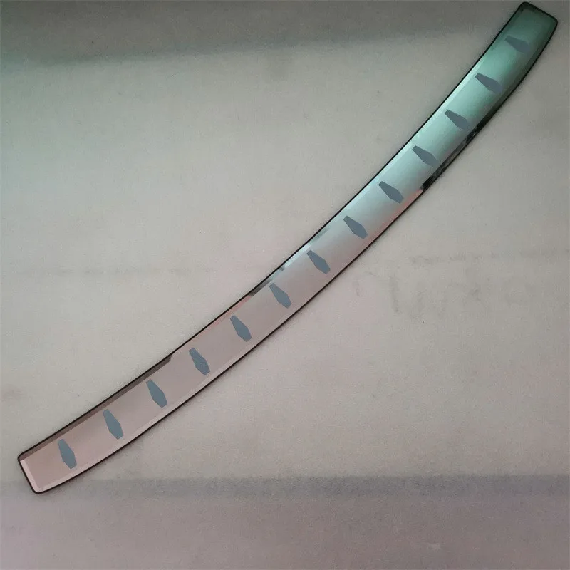

For VOLVO XC60 2018-2022 stainless steel car trunk threshold guard plate Trunk scuff plate Scratch protection car accessories