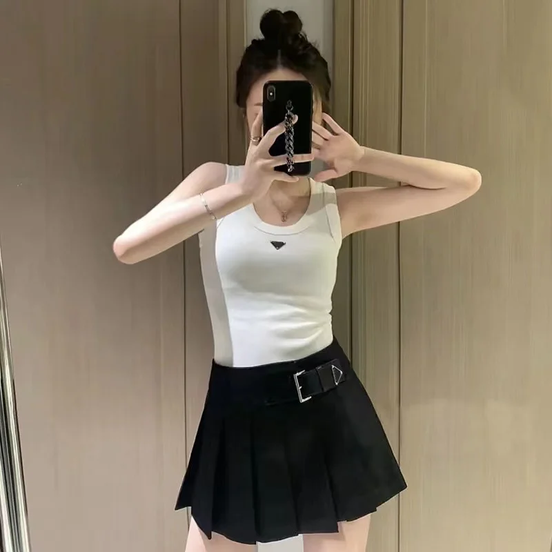 2023 New Triangle Knitted Tank Top for Women Outerwear Short Style Underwear with Black Straps Pure Cotton Spicy Girls Top Fashi