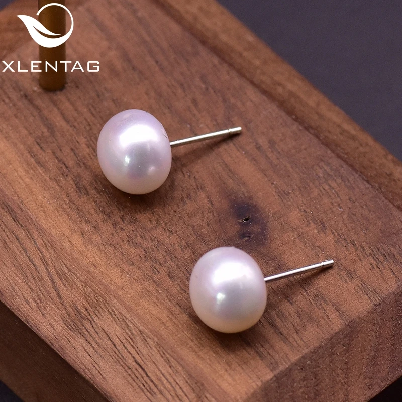 

XlentAg Natural High-quality Round White Pearl Stud Heart Earrings For Women Angle Cute Wedding Gifts Minimalist Jewelry GE0940B