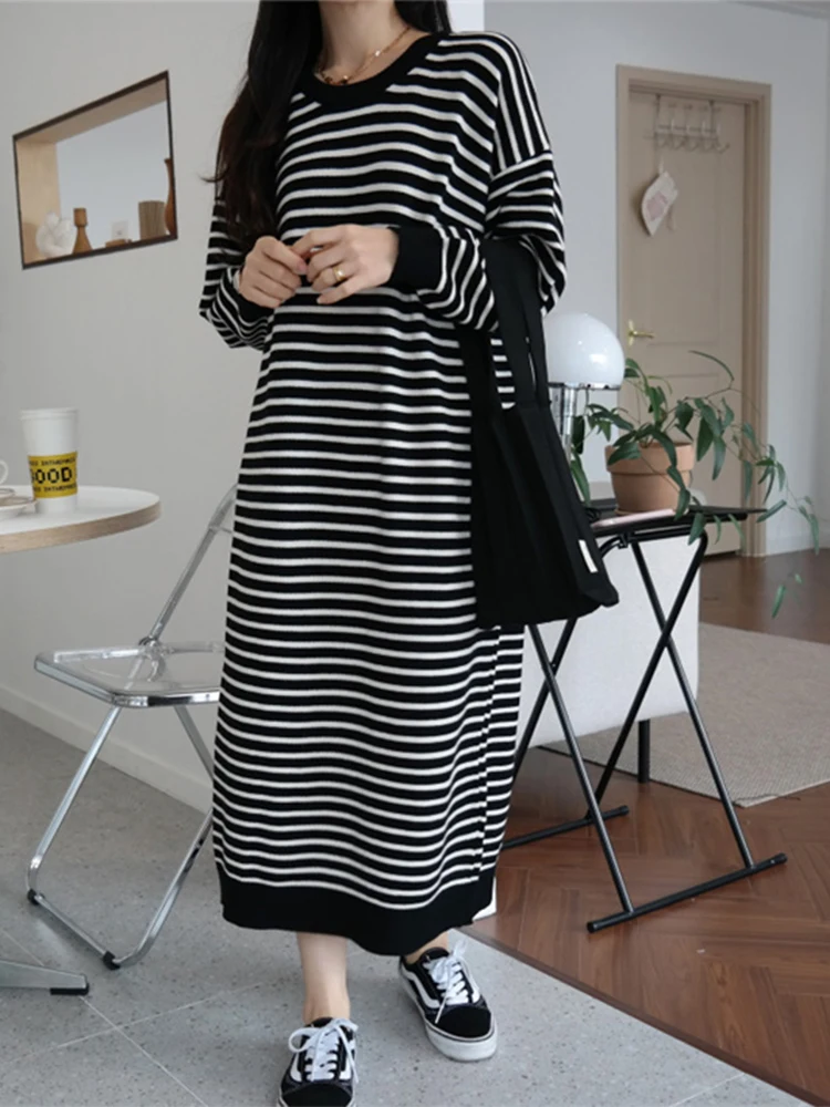 

Sister Fara Springs Autumn Long Knit Dresses for Women's Loose Waist Stripe Knitting Mid Dress Female O-Neck Loose Long Dresse
