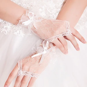 652F Женские короткие кружевные перчатки Элегантные летние свадебные белые варежки принцессы без пальцев