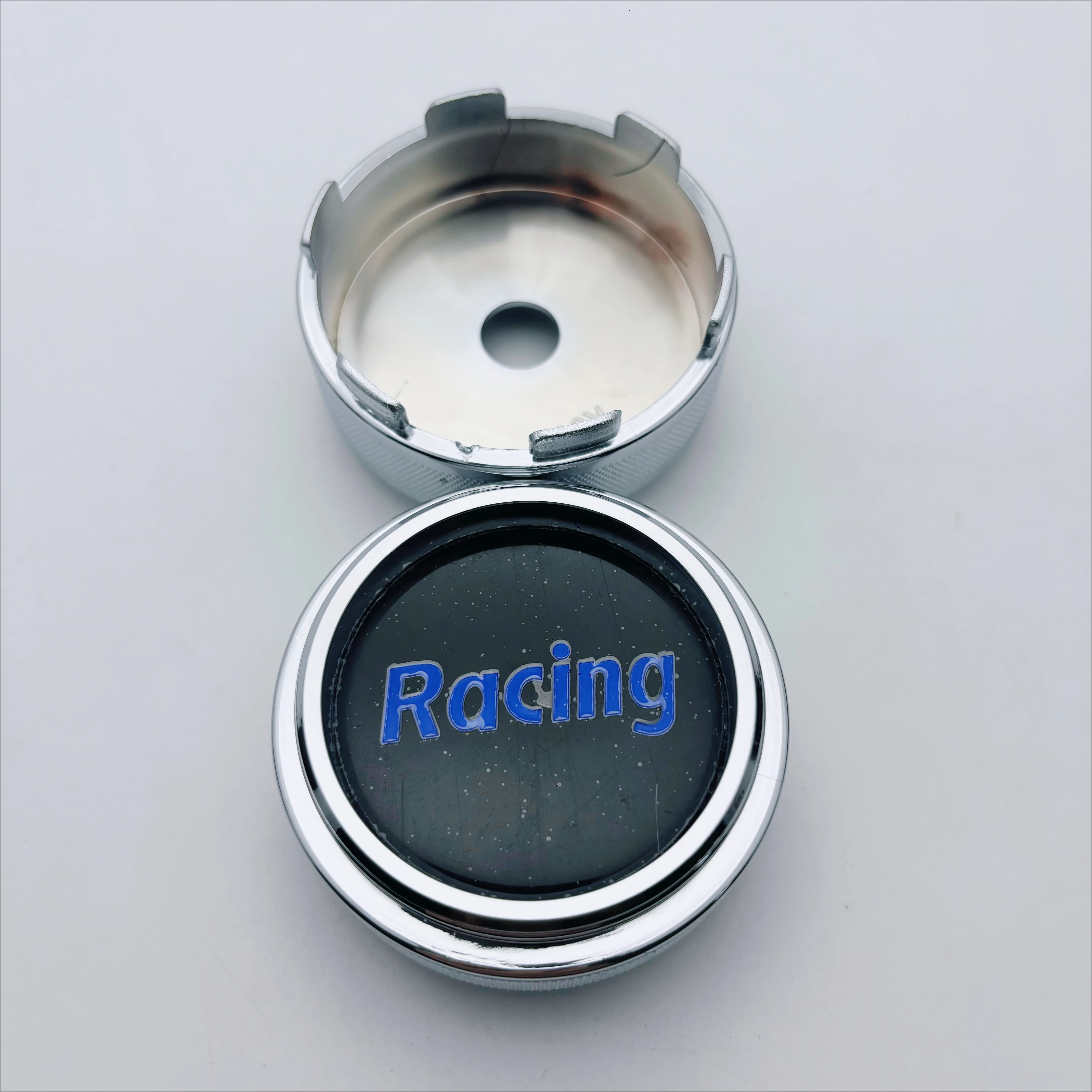Фото Комплект из 4 шт. колпачков для центра диска автомобиля с эмблемой Racing Letter, пылезащитные колпачки 61 мм, зажимы 57 мм, крышки для дисков, аксессуары для автомобиля №5