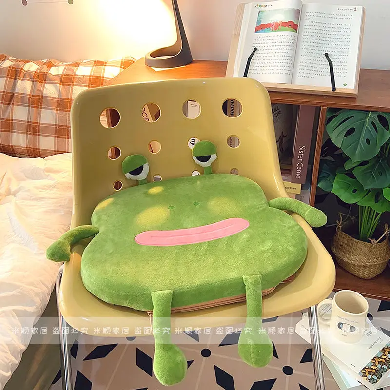 

Симпатичная подушка в виде лягушки, зимняя теплая утолщенная подушка на сиденье, съемное, студенческое сиденье, офисное сиденье, пушистое, пенопластовое