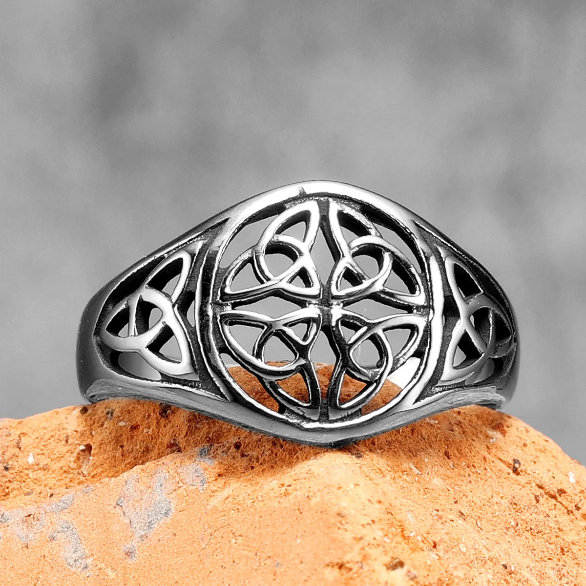 

Celtic Knot Rings 316L Stainless Steel Men Ring Nordic Viking Rock Punk for Rider Male Friend Jewelry Christmas Gift Wholesale