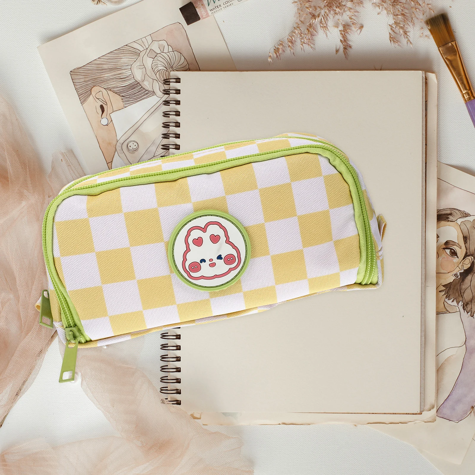 Пенал в шахматном порядке с героями мультфильмов детский маркер ручки из