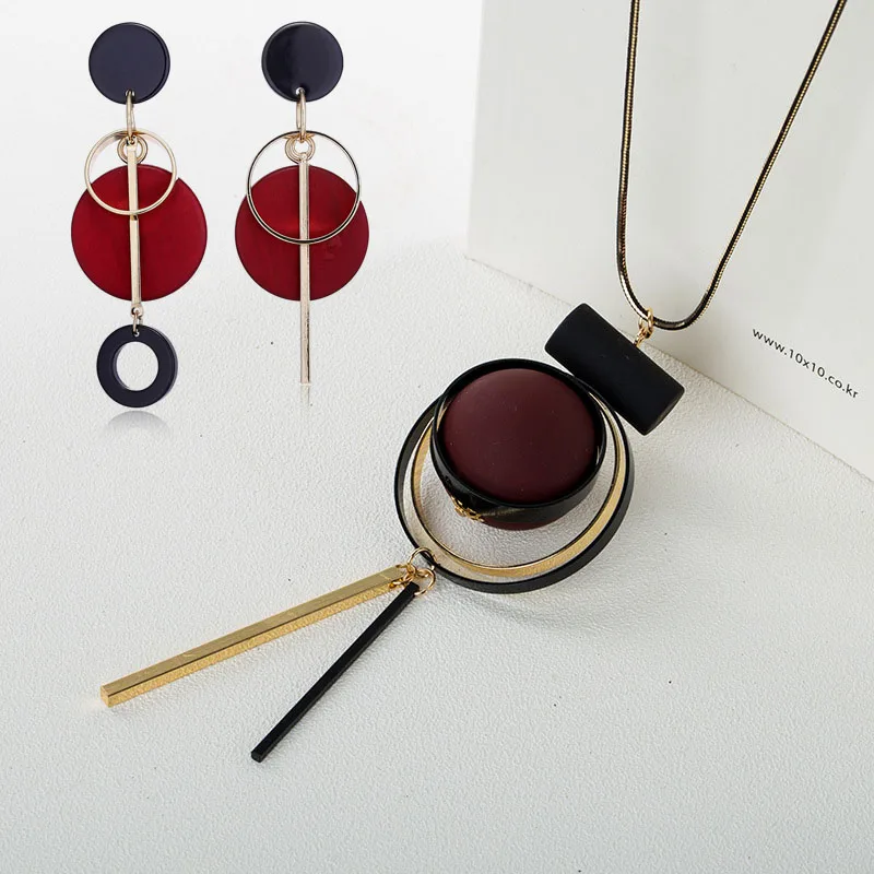 

New Geometric Wood Long Tassel Necklaces Bohemian Beaded Circle Pendant Necklace Sweater Chain Fashion Women Jewelry Accessories