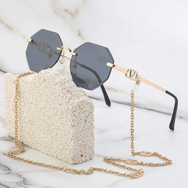 

2023 New Style Brand Design Chain Sunglasses Women Men Fashion Ladies Outdoor Sports Sun Glasses Shades Oculos De Sol Gafas