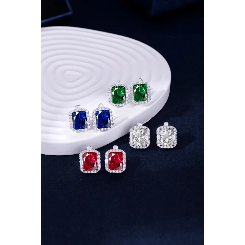 

Женские серьги из серебра 925 пробы