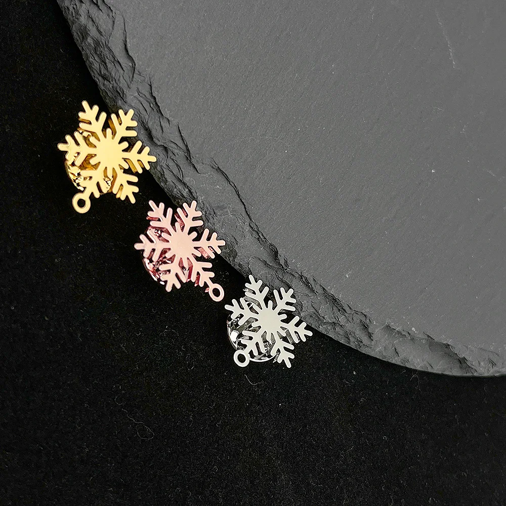 

Exquisite Snowflake Ladies Brooch Simple Fashion Personality Stainless Steel Pin Banquet Brooch Jewelry Gift Wholesale