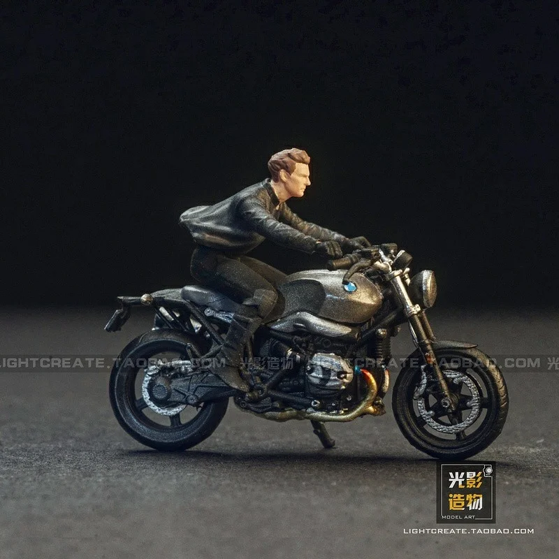 

Модель Куклы 1/64 Atango + BMWs, набор мотоциклов с латте, модель автомобиля, реквизит для украшения сцены