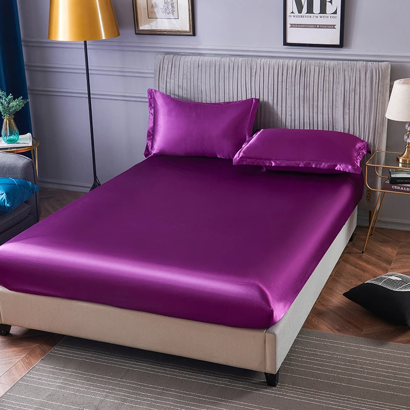 

Washed Polyester Ice Silk Summer Quilt With High Sense Of Gloss And Cool Feeling