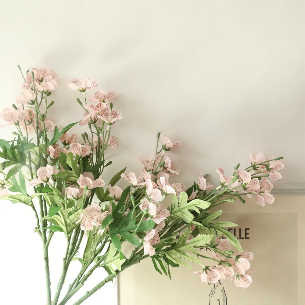 

Freesia Dancing lady Orchid Imitation Flowers Manufacturers Home Decoration Wedding Boquet Holder Artificial Flower