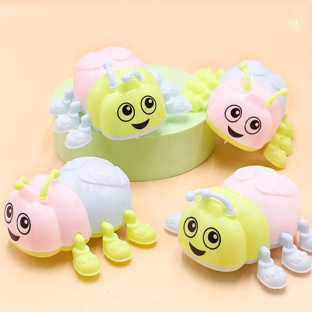 

4Pcs Durable Cartoon Bee Pull Back Car Toy Mini Car Toy Decorative Drive Toys