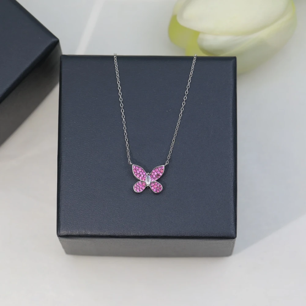 Ожерелье из серебра S925 пробы с блестящей бабочкой