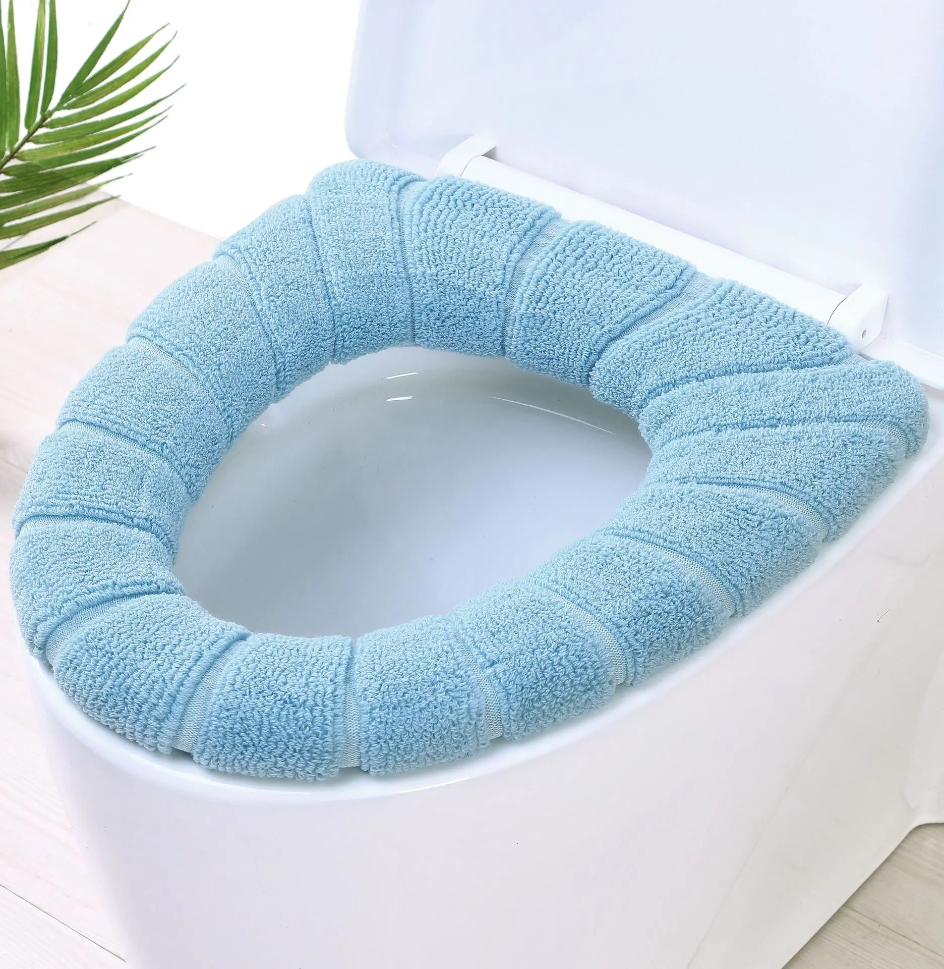 

Washable Standard Size Soft Warmer Lid Cushion Pad Bathroom Toilet Accessories Commode Toilet Cover O-Type Toilet Seat Cover Mat