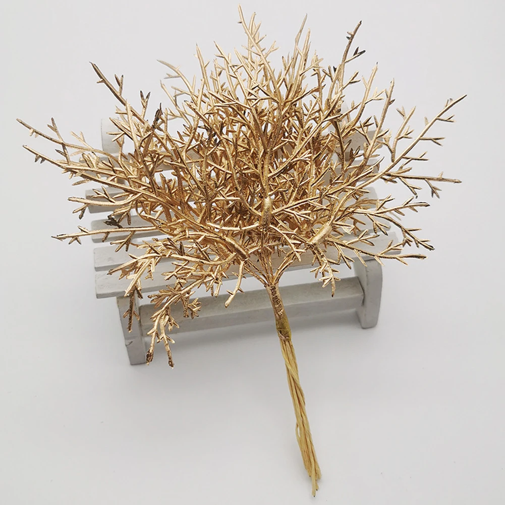 Искусственные сосновые листья для декора 10 шт.