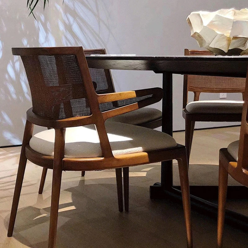 Обеденные стулья из массива дерева в итальянском стиле для спальни обеденные