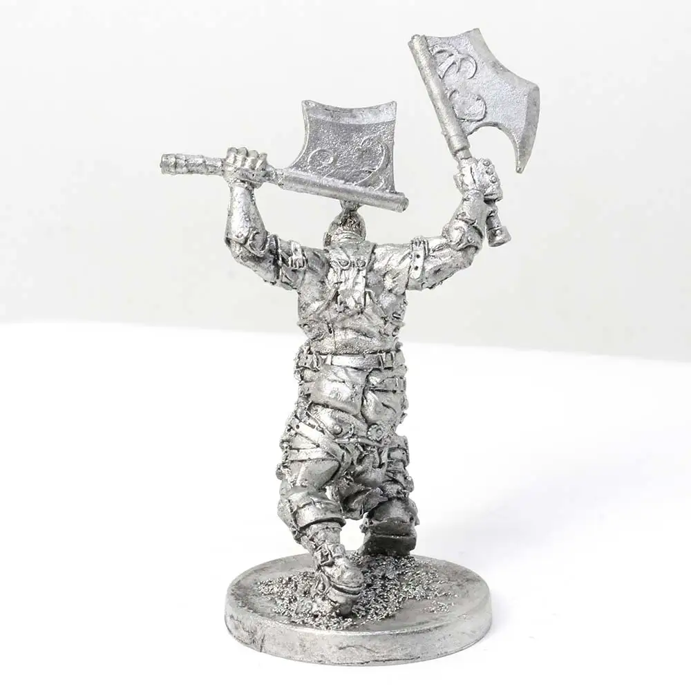 Варвар - оловянный солдатик фигурка 40 мм Fa05