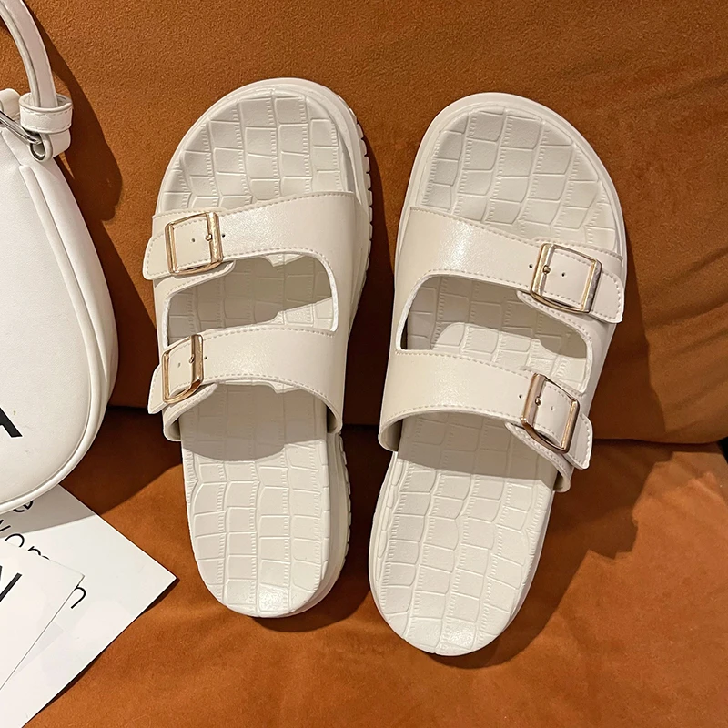 

Пляжные шлепанцы на толстой подошве, женская одежда, новинка 2022, Летние повседневные шлепанцы с губчатой подошвой, модные Универсальные сан...