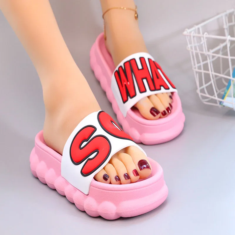 

New thick-soled slippers for women in summer indoor wear-resisting household slippers anti-skid lovely letters home bath slipper
