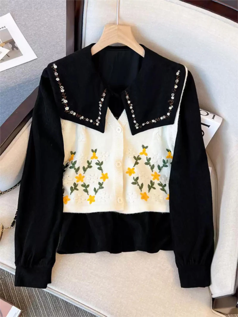 Осенний вязаный жилет Bomon с цветочной вышивкой модель 2024 года нежный милый