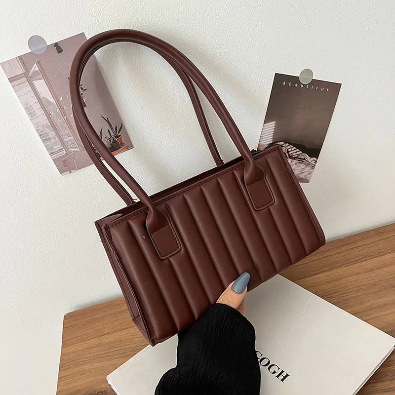 

Bag Women 2023 New Korean Fashion Joker Baguette Bag Retro Simple Casual Shoulder Crossbody Bag Designer Bag Handbags Purses