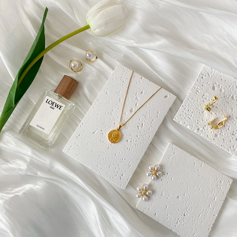 Искусственный вулканический камень для магазина электронных сигарет