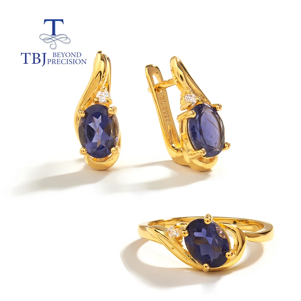 Женский ювелирный комплект из кольца и серег серебра 925 пробы