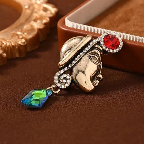 Винтажная брошь Muylinda