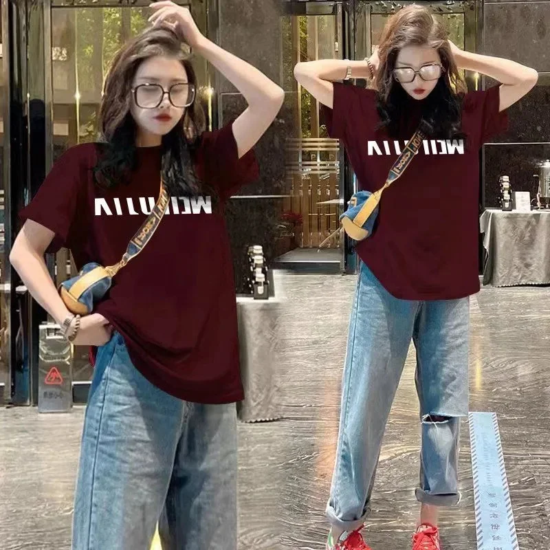 Очень большая 50 00 кг полная девушка с круглым вырезом буквенным принтом Футболка