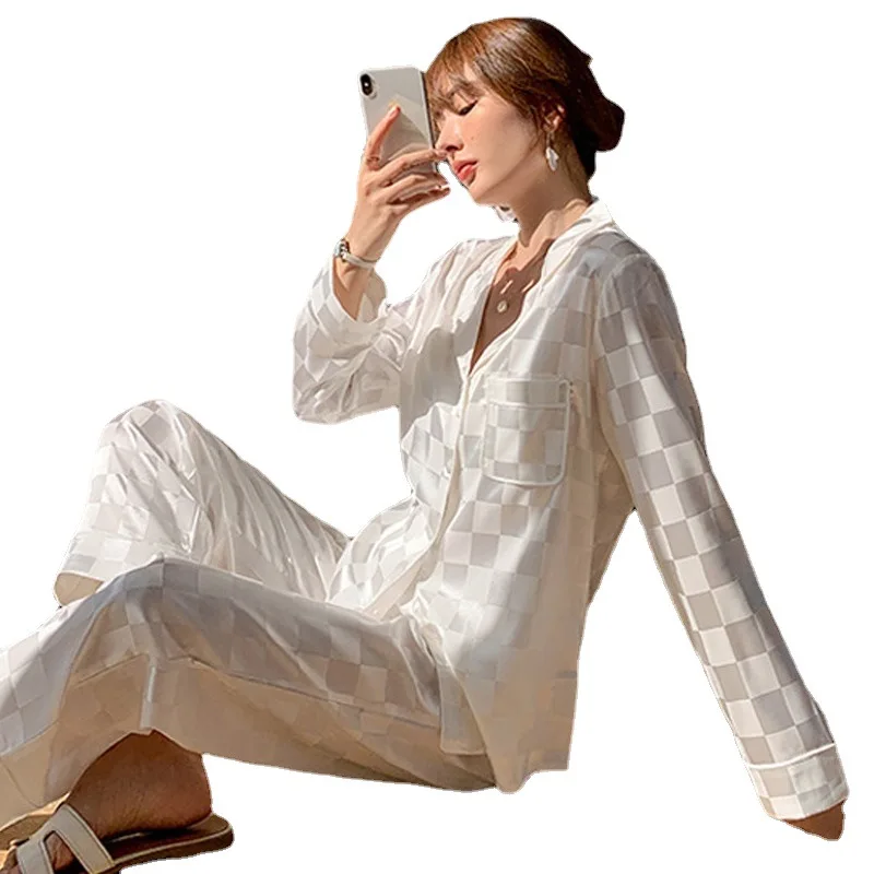 Luxurious Ice Silk Pajamas Women's Silk Long-sleeved Pajamas Two Piece Set Jacquard Plaid Can Be Worn Outside Home Wear Pajamas