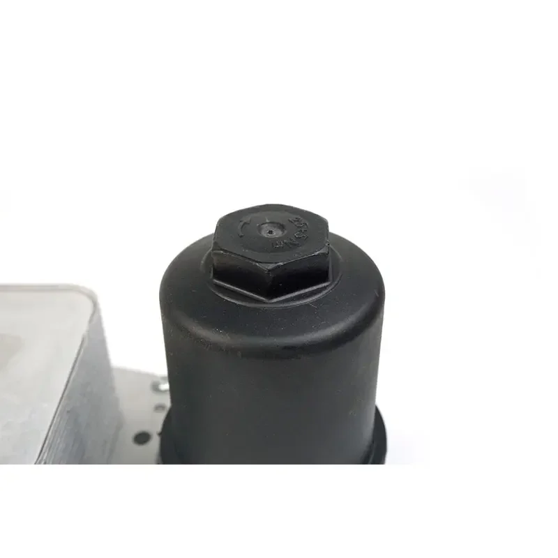 Оптовая цена радиатора моторного масла для Land Rover Sport масляный радиатор