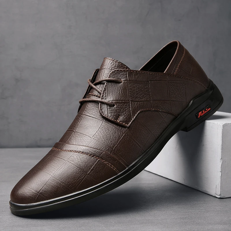 

Брендовые деловые официальные туфли, мужские мягкие кожаные туфли на плоской подошве для мужчин, мужские мокасины, легкая обувь для вождени...