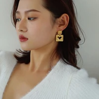 timeless wonder retro cutout geo heart stud earrings for women designer jewelry ins trendy korean party rare date gift top 6322