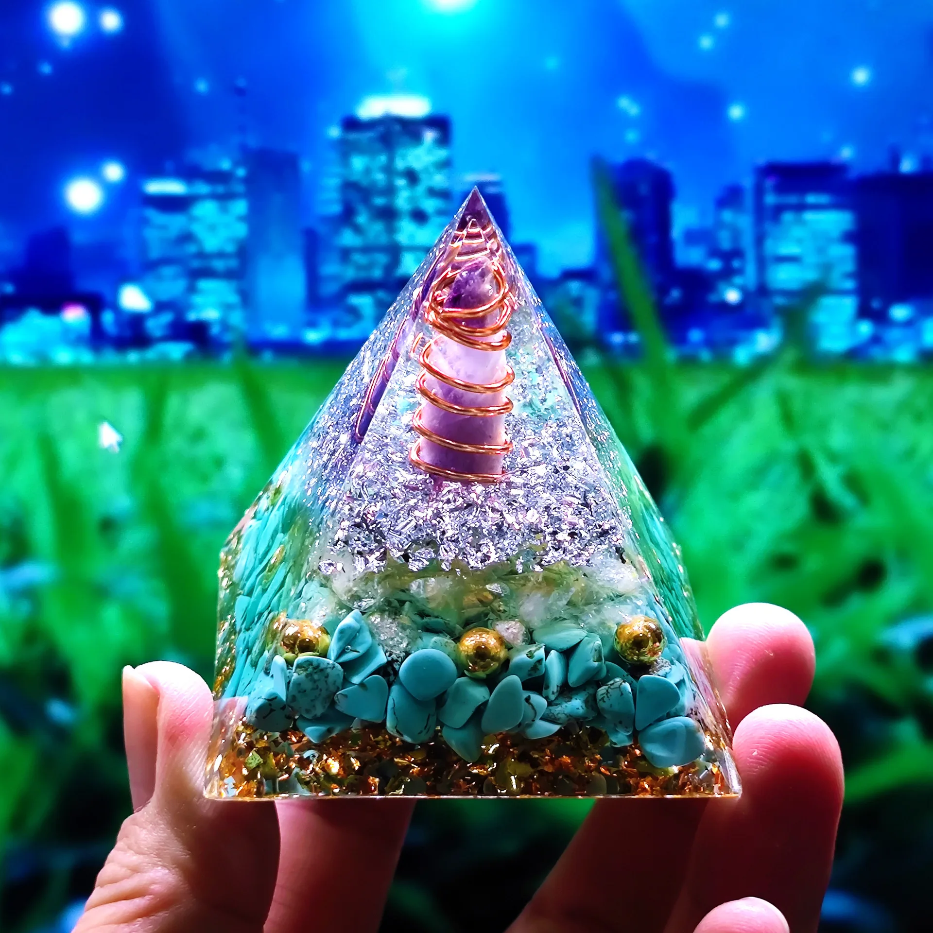 

HANDMADE Orgonite Pyramid Crystal Point In Copper Circle&Blue Quartz,Amethyst Natural Crystal Healing Orgone Pyramide Collection