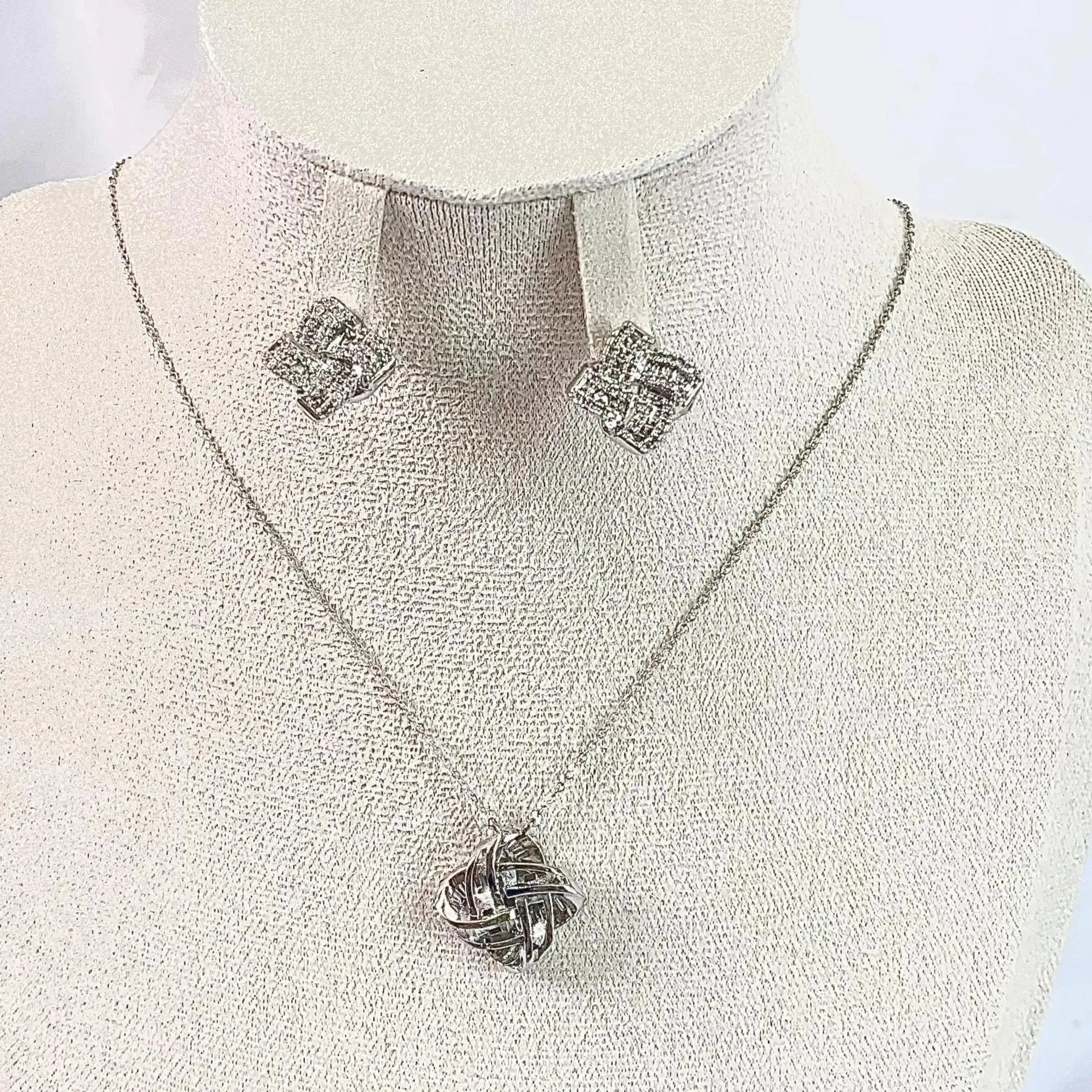 Роскошные женские серьги в стиле Ins с цирконием и медными инкрустированными