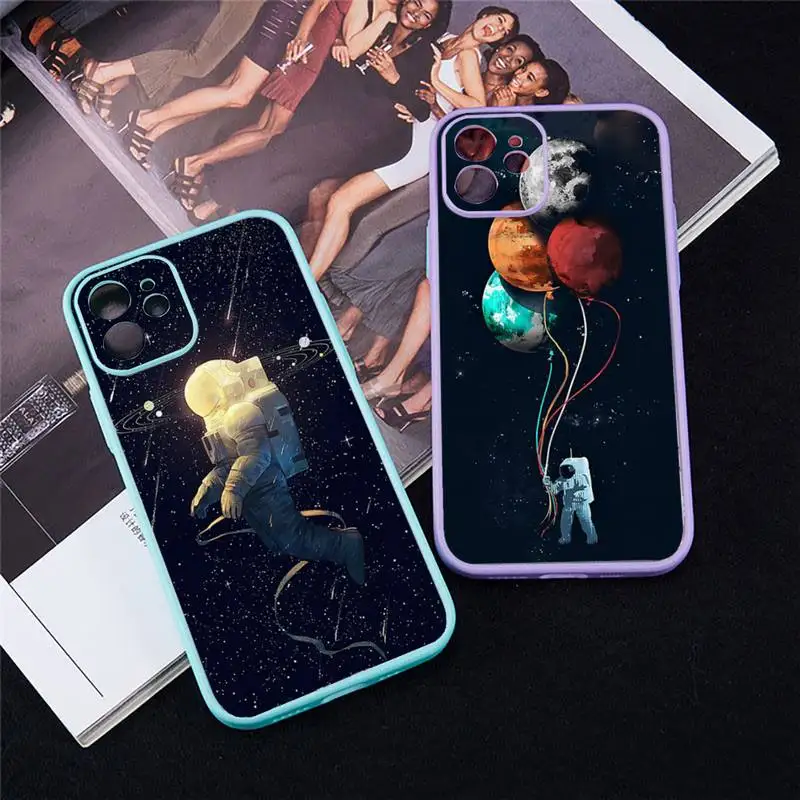 

Astronaut space cute Phone Case For iPhone 13 12 11 Mini Pro XR XS Max 7 8 Plus X Matte transparent blue Back Cover