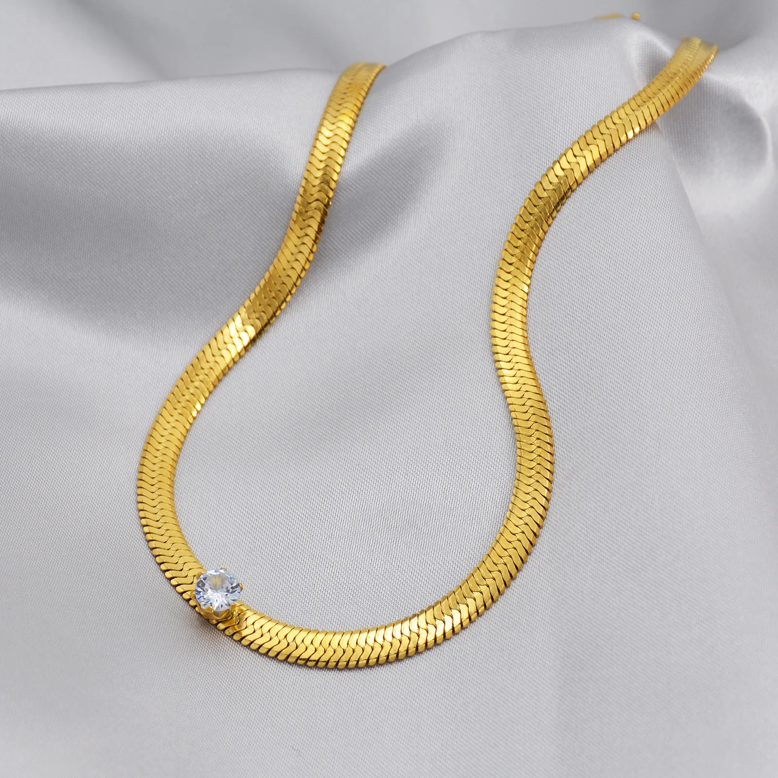 

Fashion Blade Chain Snake Chain Titanium Metal Necklace For Women Hip Hop Zircon Pendant Streetwear Jewelry Gift